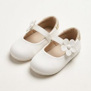chaussure blanche pour enfant fille de la boutique les minidoux